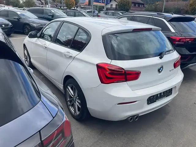 BMW 120