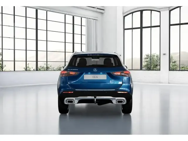 Mercedes-Benz GLA 200