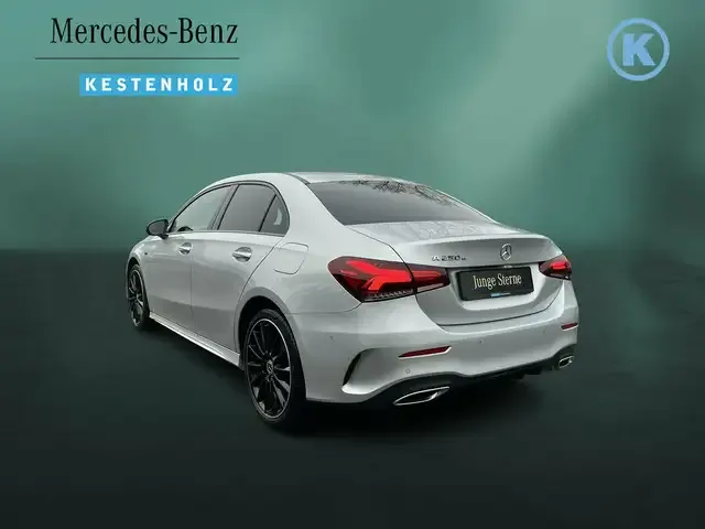 Mercedes-Benz A 250