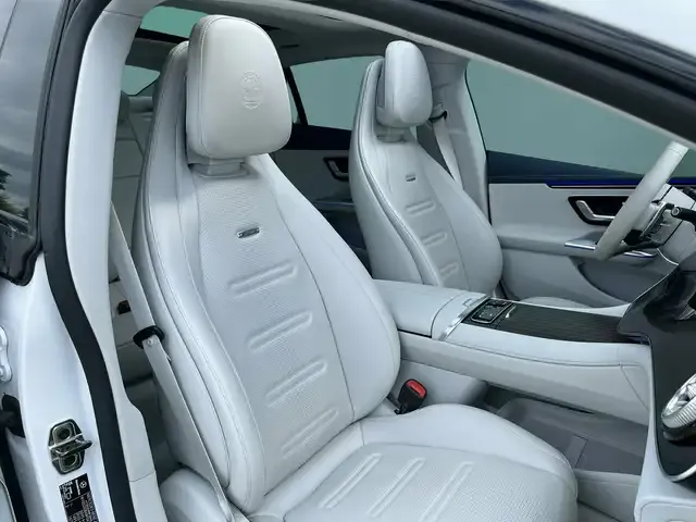 Mercedes-Benz EQE 53