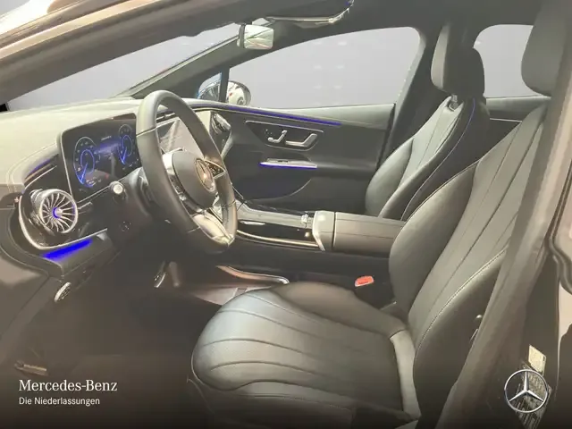 Mercedes-Benz EQE 300