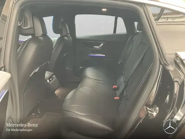 Mercedes-Benz EQE 300