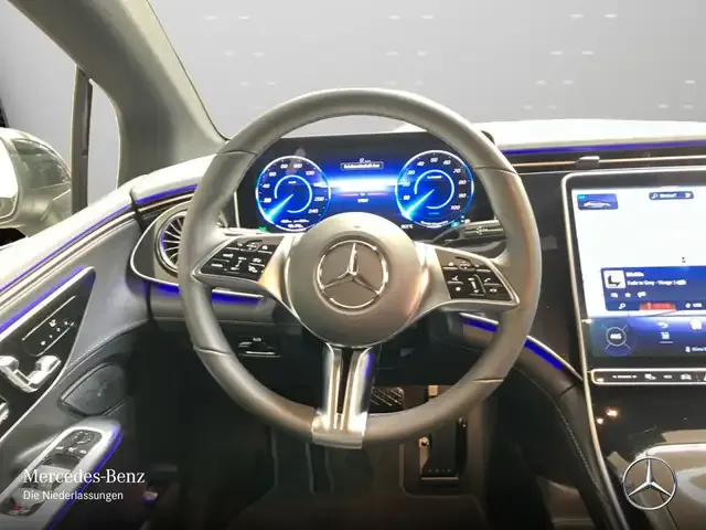 Mercedes-Benz EQE 300
