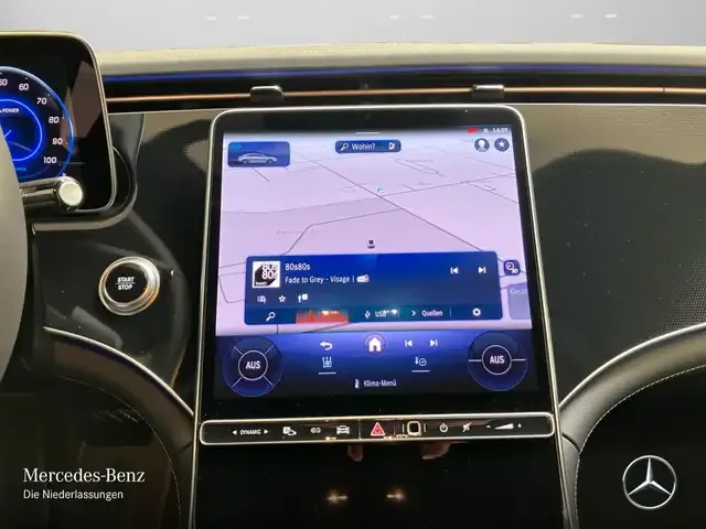 Mercedes-Benz EQE 300