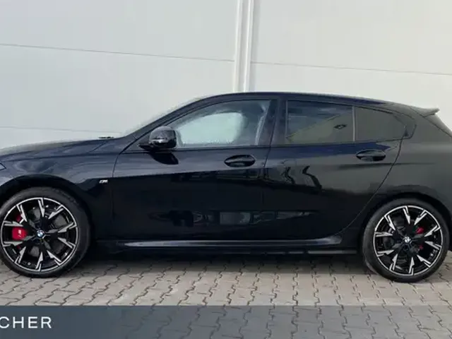 BMW 123