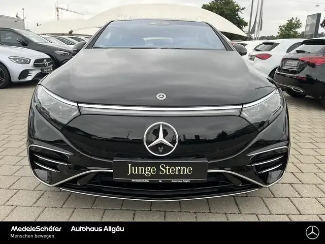 Mercedes-Benz EQS