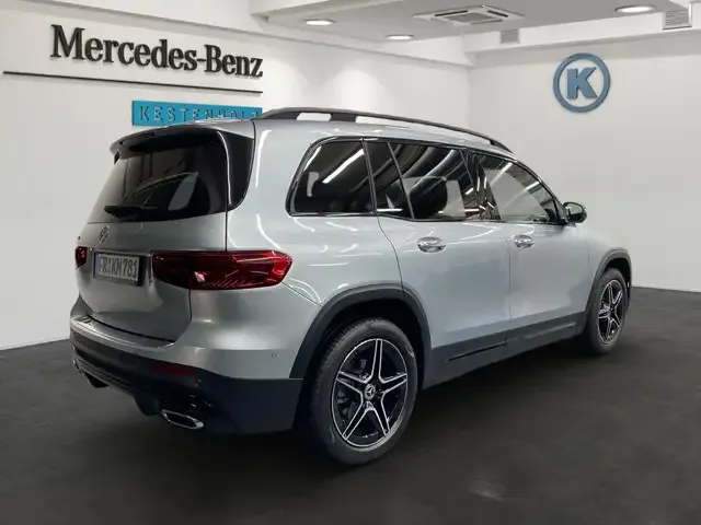 Mercedes-Benz GLB 200