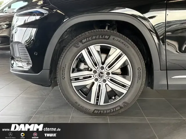 Mercedes-Benz EQA 300