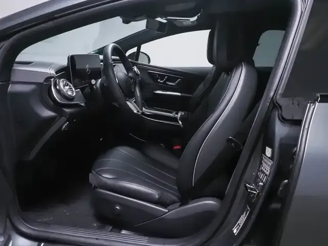 Mercedes-Benz EQE 300