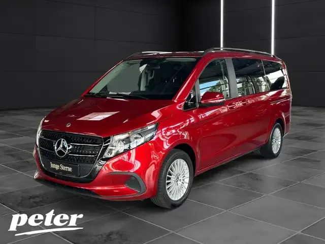 Mercedes-Benz V 220