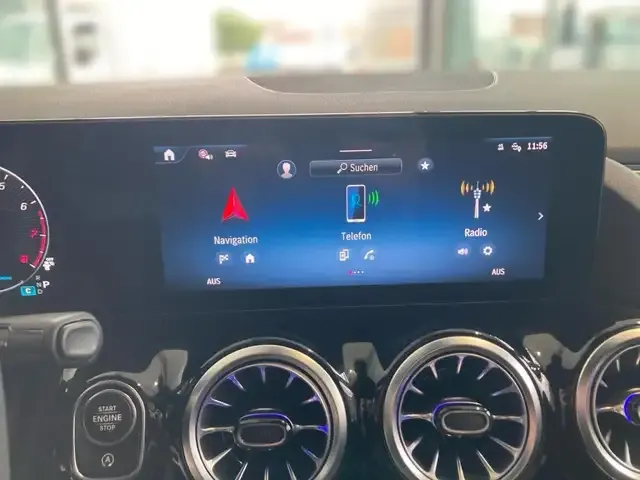Mercedes-Benz GLA 200