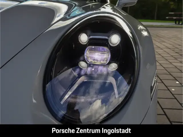 Porsche 992