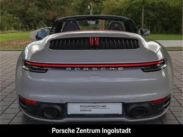 Porsche 992