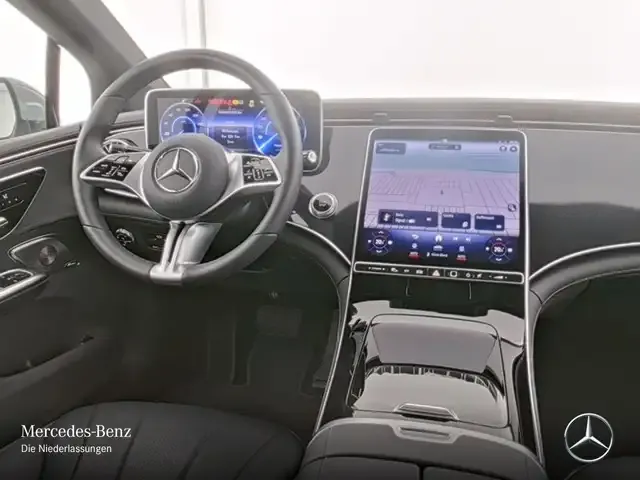 Mercedes-Benz EQE 300