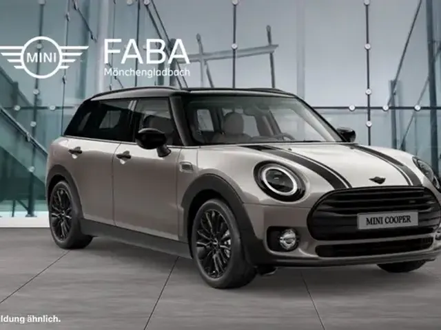 MINI Cooper Clubman