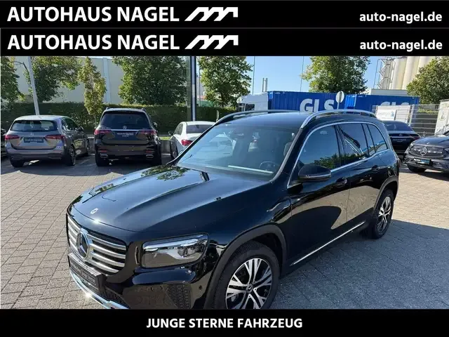 Mercedes-Benz GLB 180