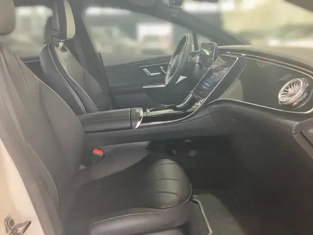 Mercedes-Benz EQE 350