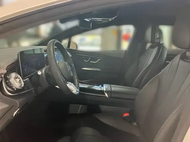 Mercedes-Benz EQE 350