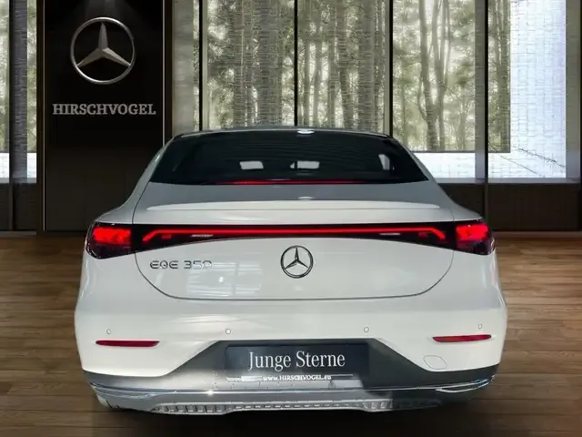 Mercedes-Benz EQE 350