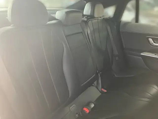 Mercedes-Benz EQE 350