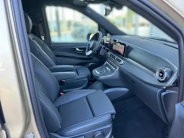 Mercedes-Benz EQV 300