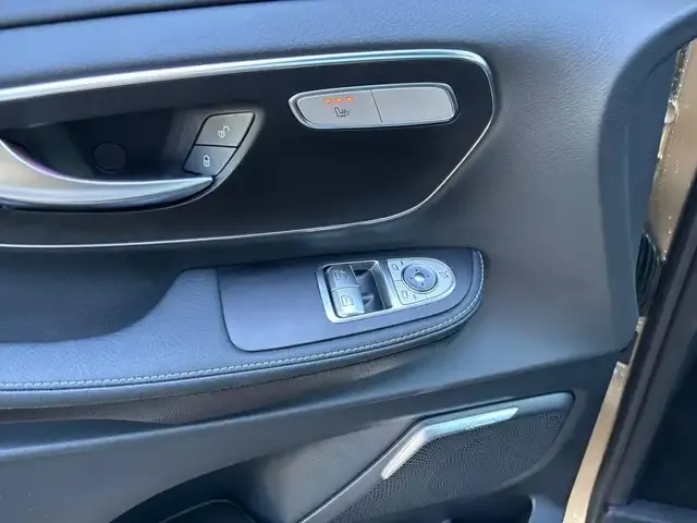 Mercedes-Benz EQV 300