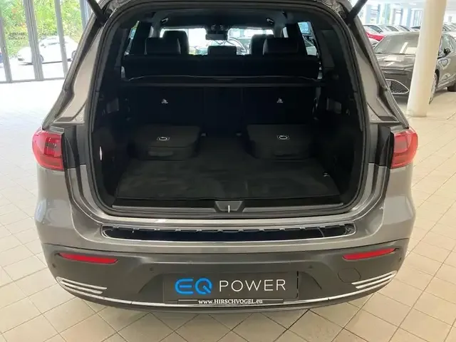 Mercedes-Benz EQB 300