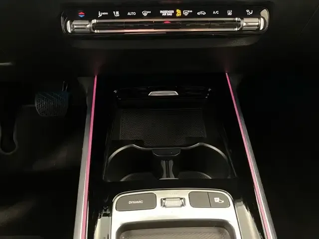 Mercedes-Benz EQB 300