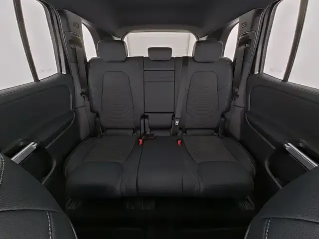 Mercedes-Benz EQB 300