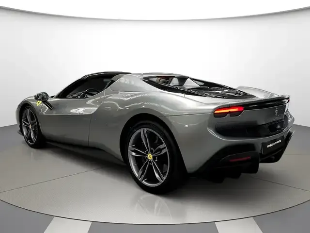 Ferrari 296 GTS