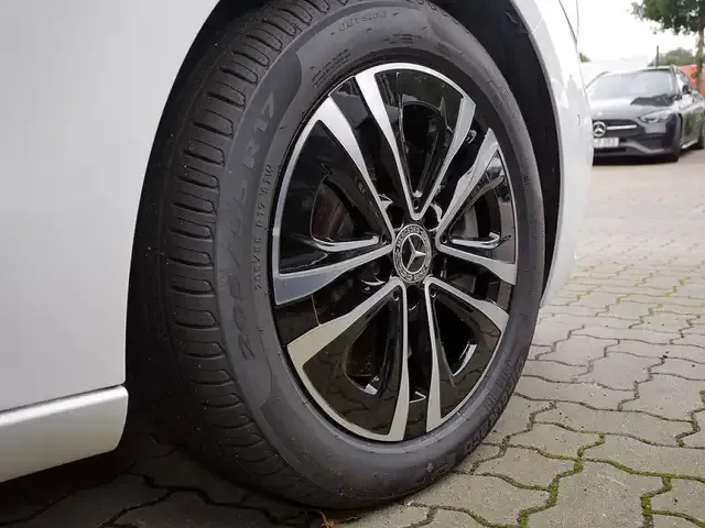 Mercedes-Benz B 250