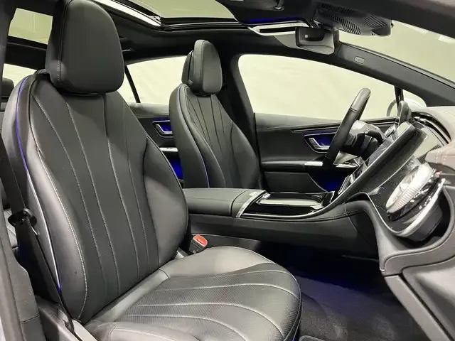 Mercedes-Benz EQE 300
