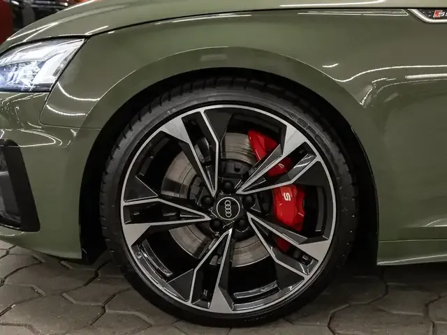 Audi S5