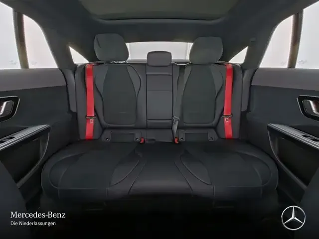 Mercedes-Benz EQE 300