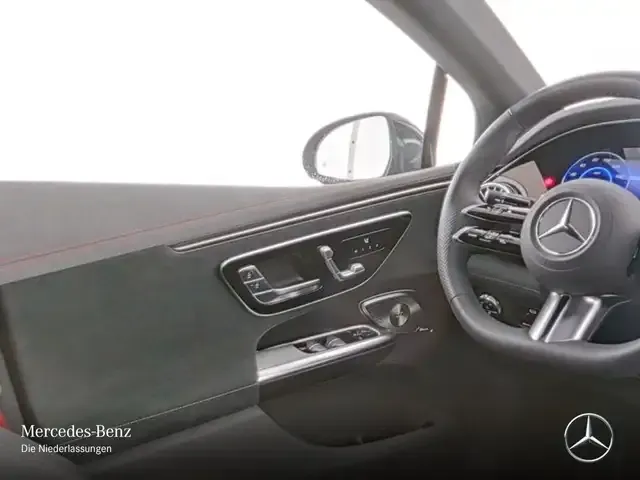 Mercedes-Benz EQE 300
