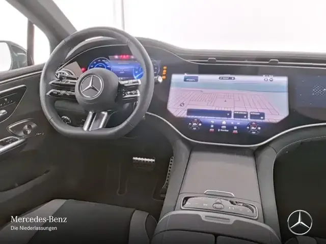 Mercedes-Benz EQE 300