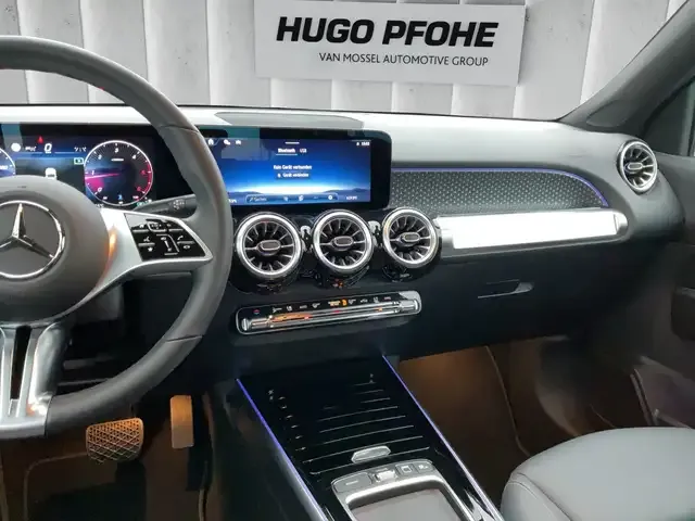 Mercedes-Benz GLB 200