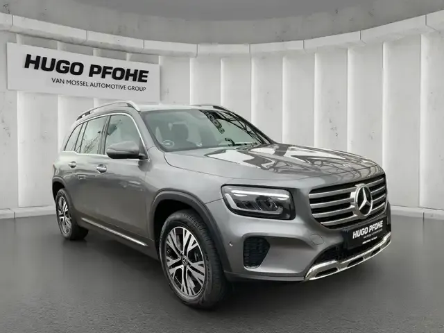 Mercedes-Benz GLB 200