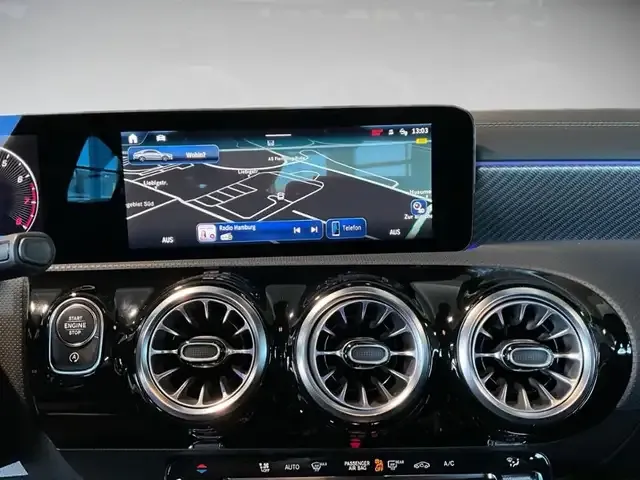 Mercedes-Benz CLA 180