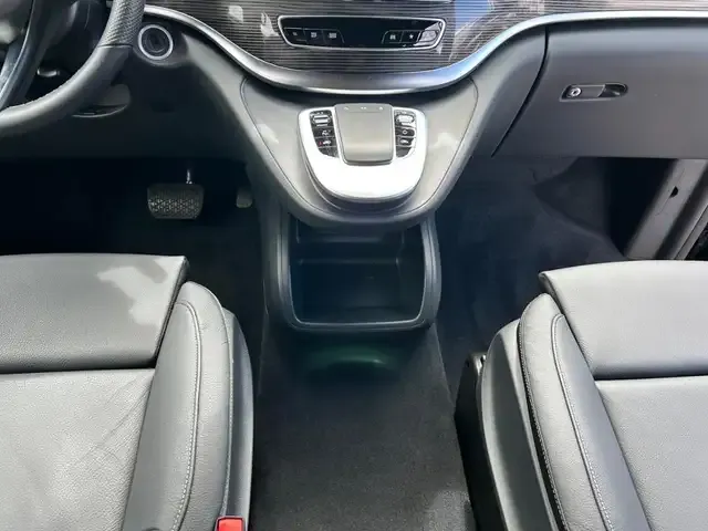 Mercedes-Benz EQV 300