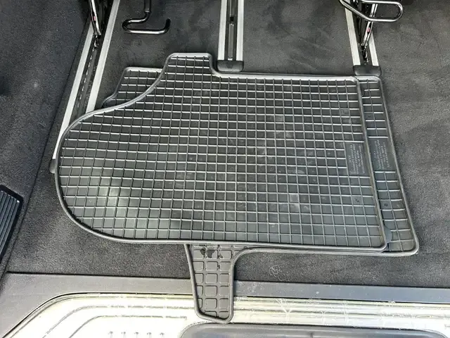 Mercedes-Benz EQV 300