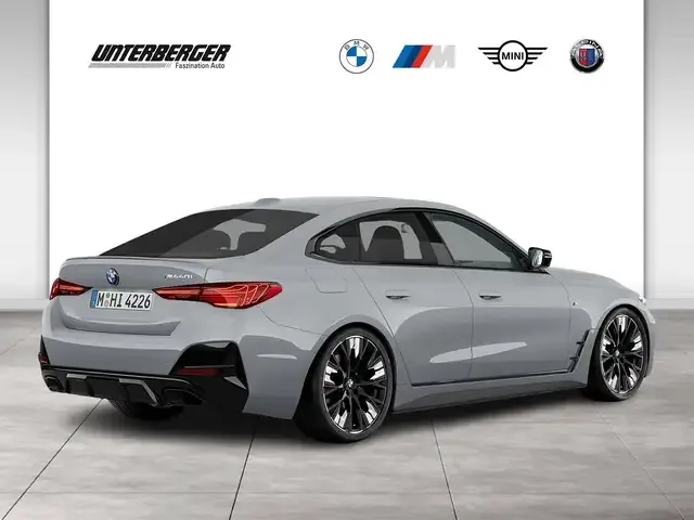 BMW 440