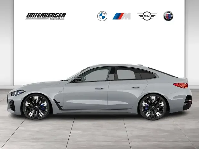 BMW 440