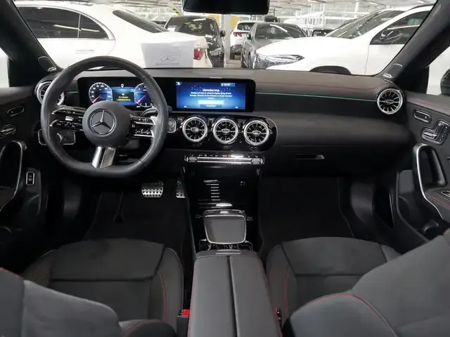 Mercedes-Benz CLA 200