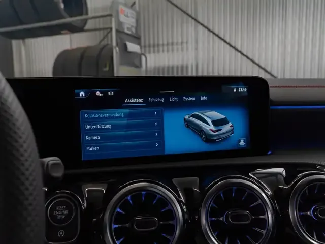 Mercedes-Benz CLA 220