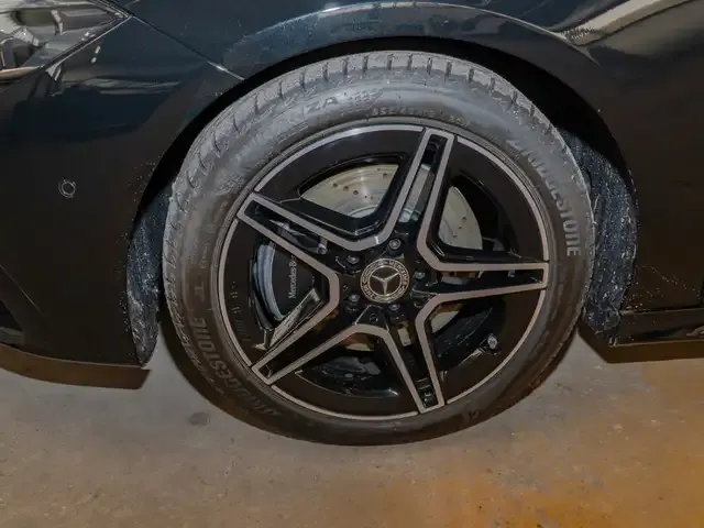 Mercedes-Benz CLA 220