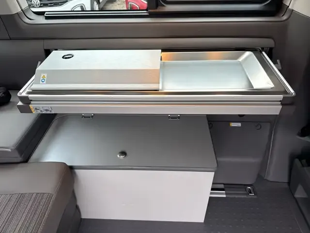 Volkswagen T6 California