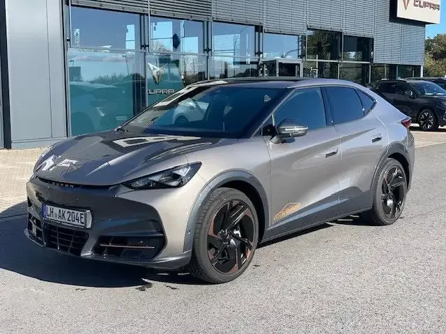 CUPRA Tavascan