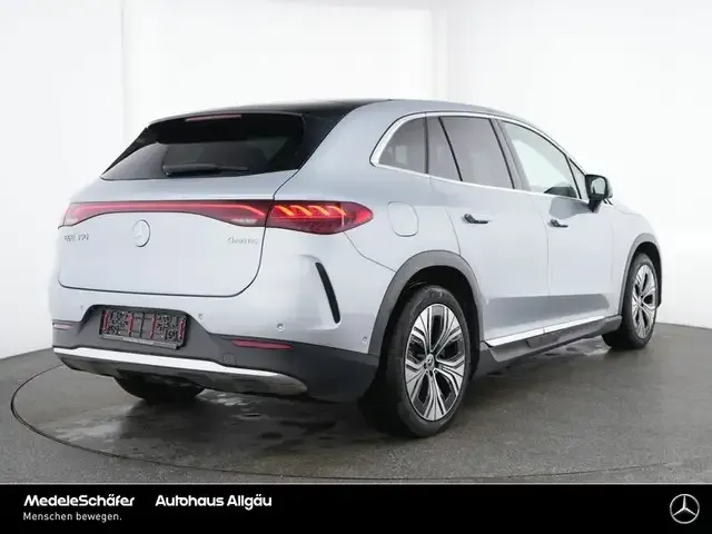 Mercedes-Benz EQE SUV