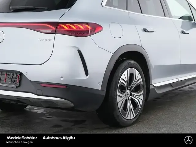 Mercedes-Benz EQE SUV